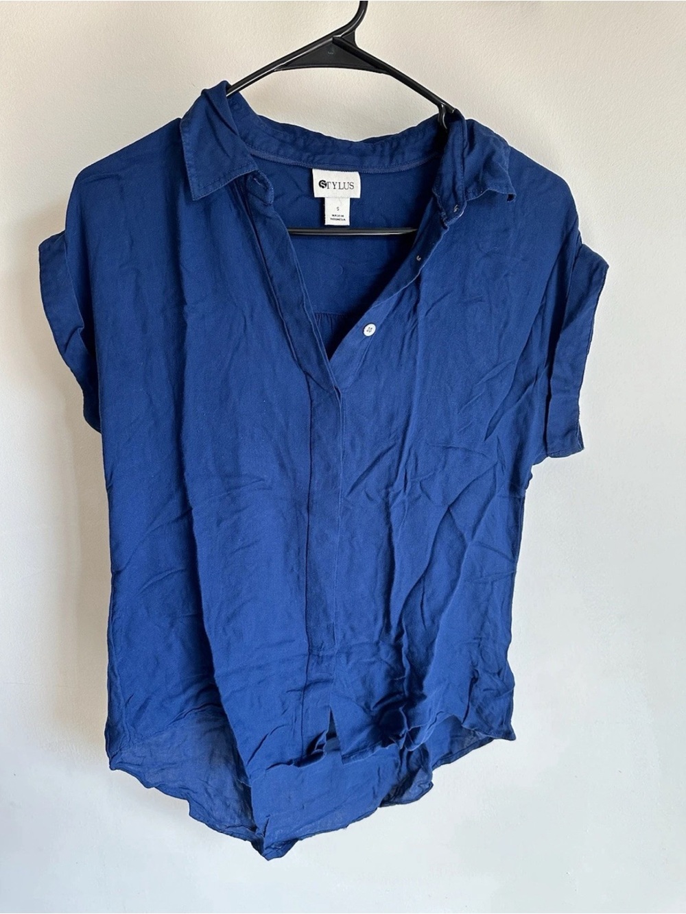 Stylus Women's S Navy Short-Sleeve Collared Cuffed Sleeve V-Neck Blouse